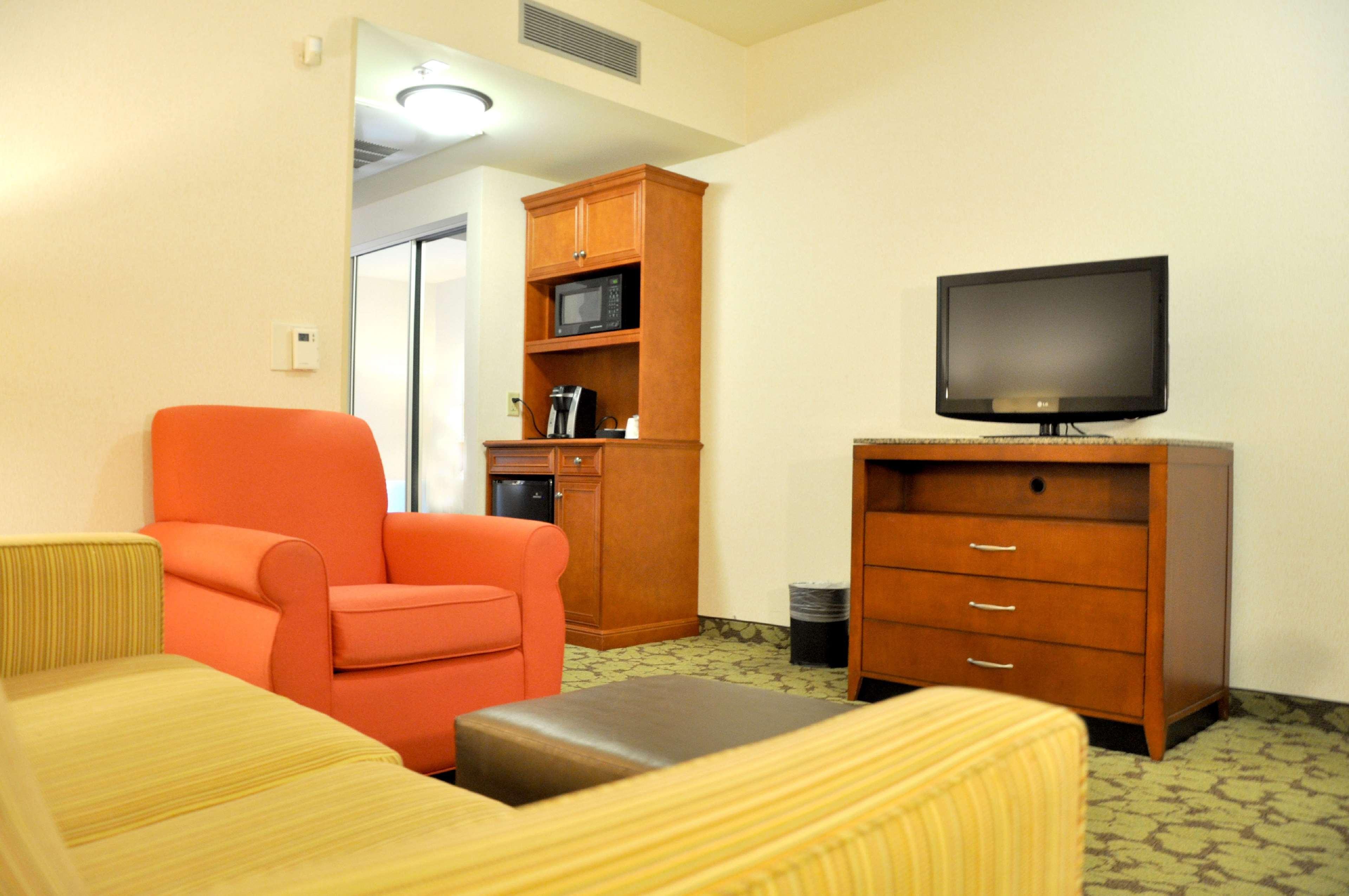 פוואי Hilton Garden Inn San Diego/Rancho Bernardo מראה חיצוני תמונה