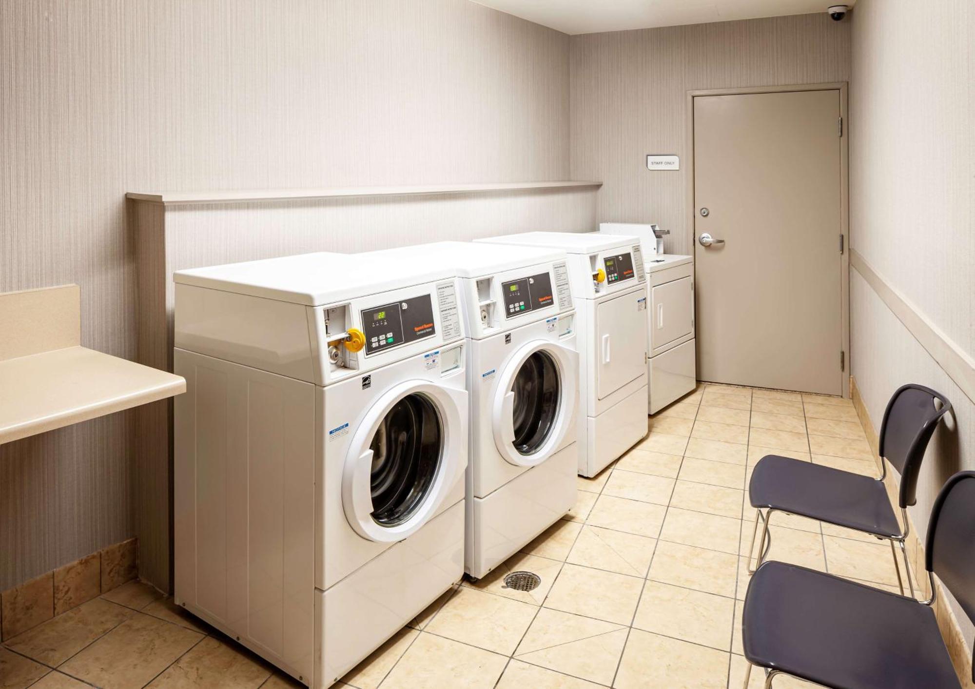 פוואי Hilton Garden Inn San Diego/Rancho Bernardo מראה חיצוני תמונה