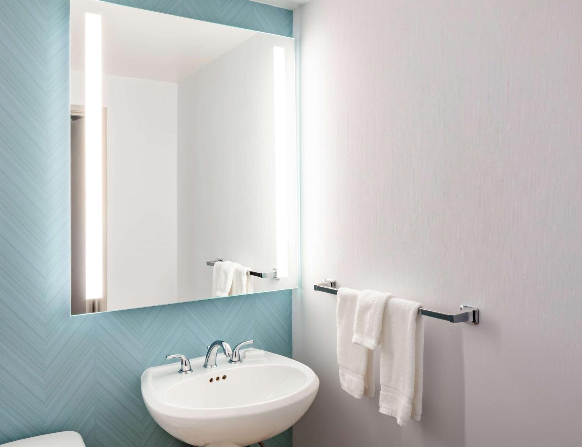 פוואי Hilton Garden Inn San Diego/Rancho Bernardo מראה חיצוני תמונה
