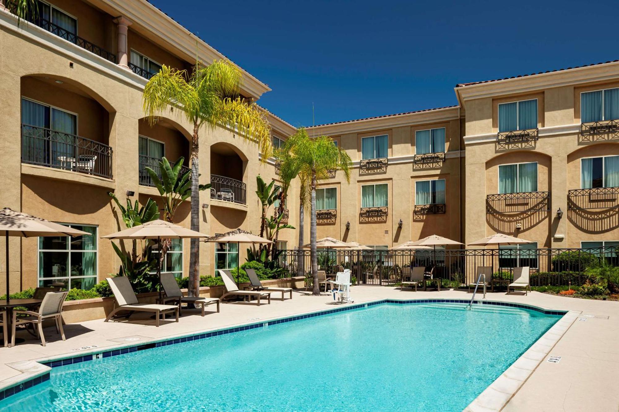 פוואי Hilton Garden Inn San Diego/Rancho Bernardo מראה חיצוני תמונה