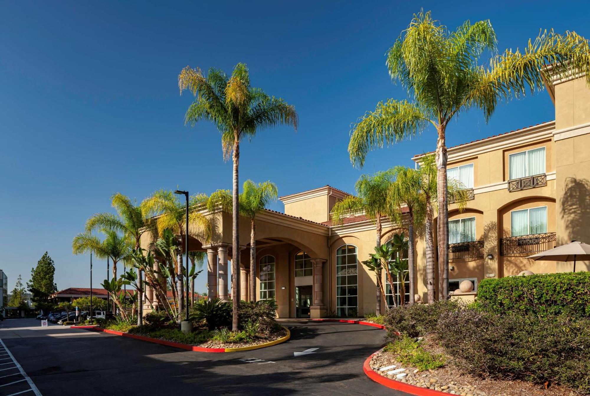 פוואי Hilton Garden Inn San Diego/Rancho Bernardo מראה חיצוני תמונה